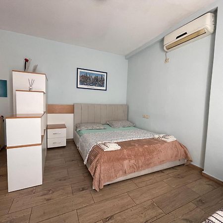 Enjoy Travel Cute Studio Apartment Tirana Exterior photo