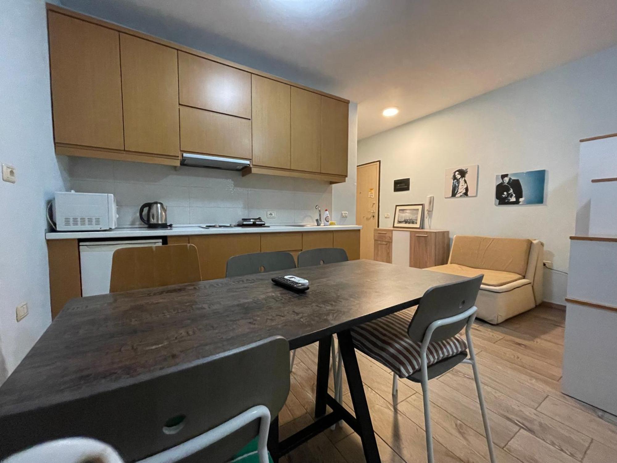 Enjoy Travel Cute Studio Apartment Tirana Exterior photo
